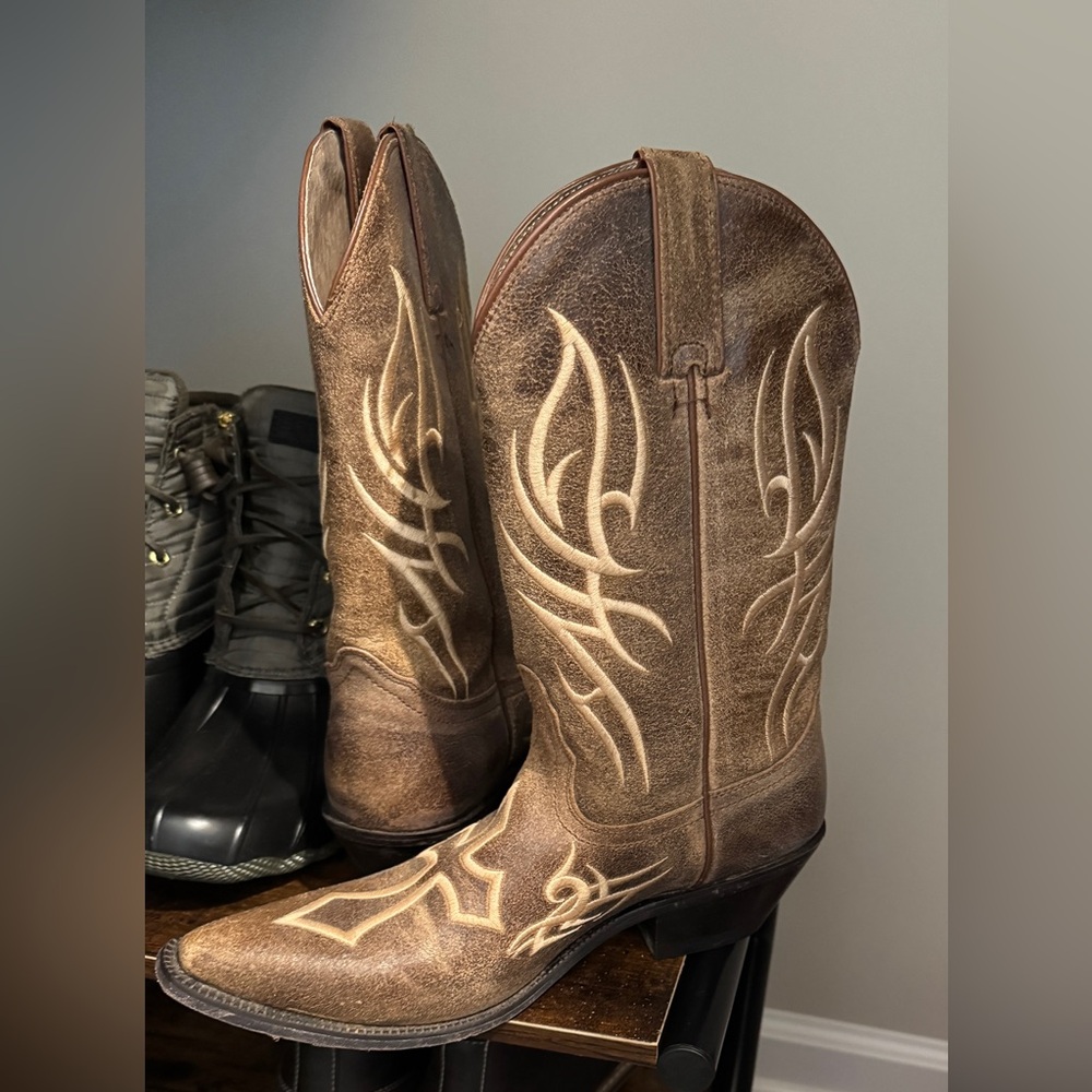 Justin Cowboy Boots